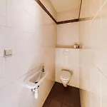 別荘 Rustic Estate With Sauna Ambly